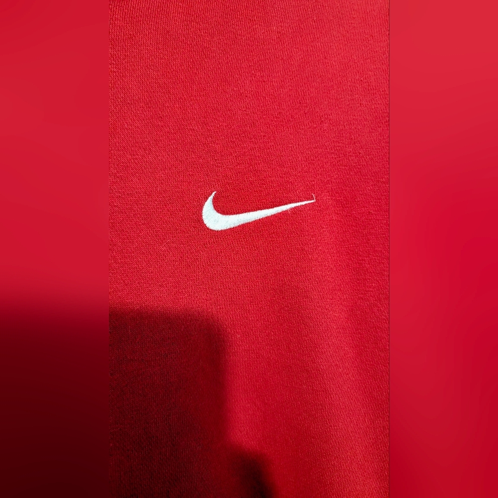 Vintage Red ♥️ 🍒 Nike Hoodie With Kangaroo 🦘 Pocket Size Large - Picture 4 of 7
